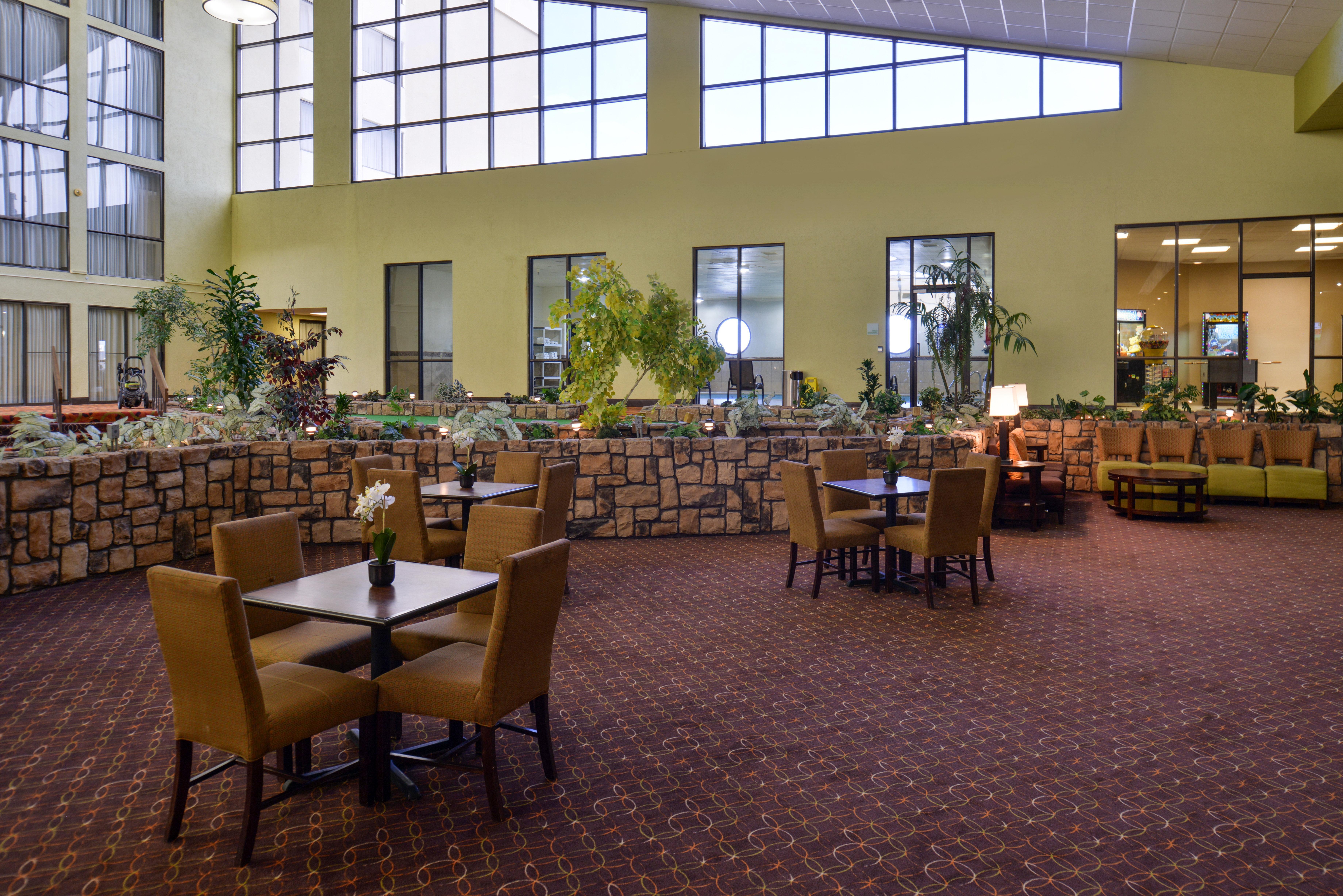 Ramada Plaza By Wyndham Sheridan Hotel & Convention Center Экстерьер фото