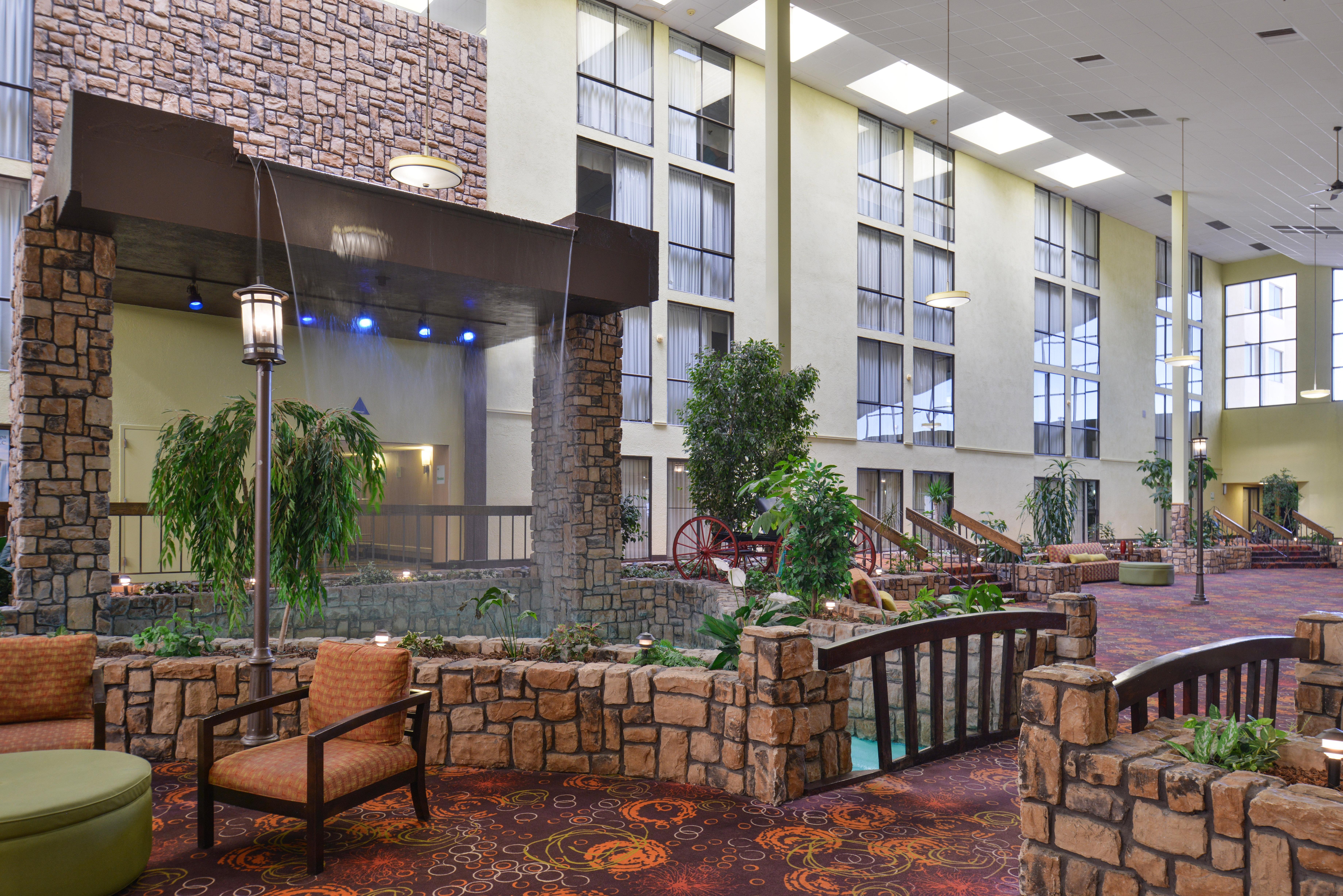 Ramada Plaza By Wyndham Sheridan Hotel & Convention Center Экстерьер фото